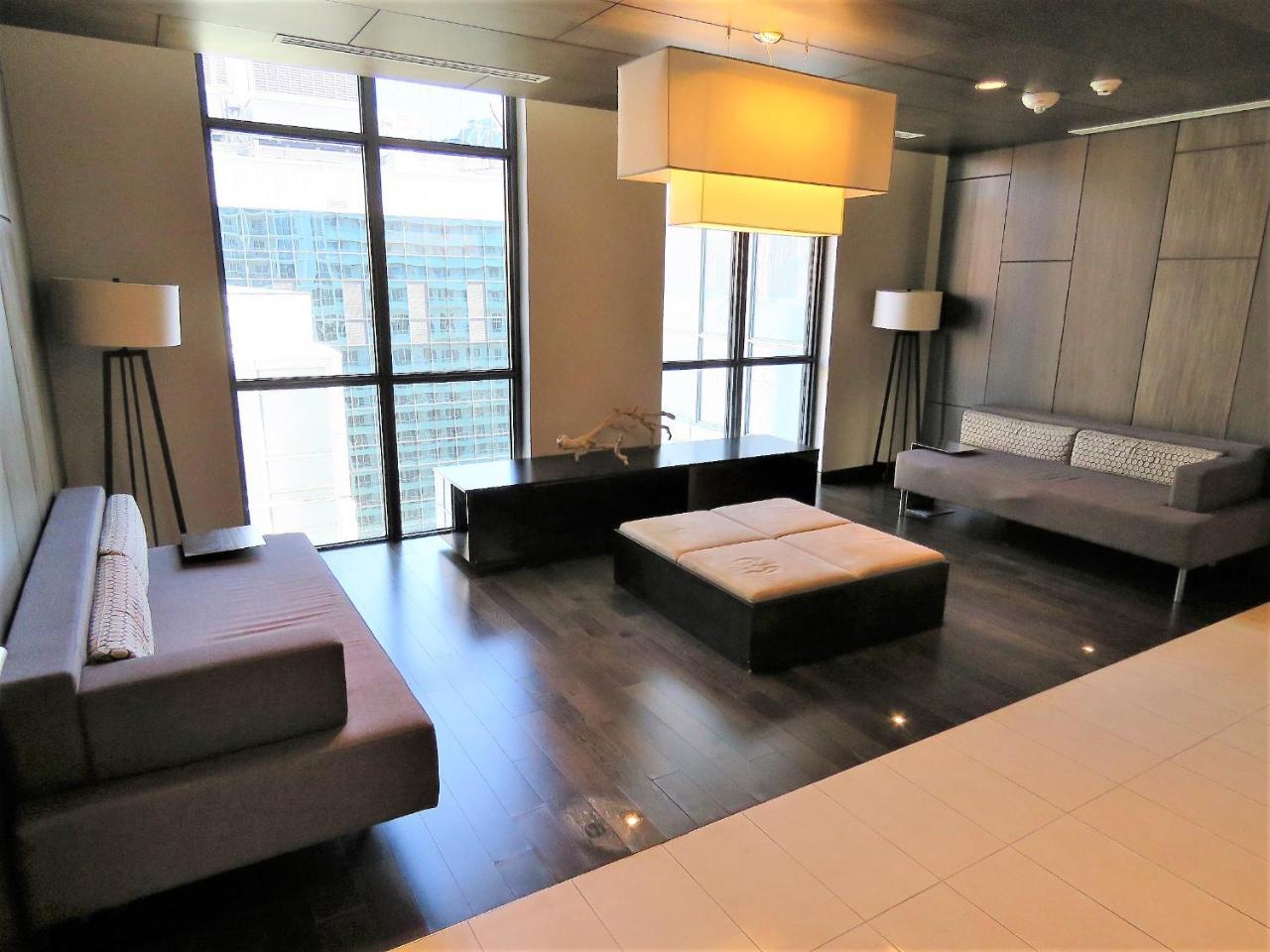 Upscale Suite At Cn Tower, Metro Convention & Rogers Centre Торонто Экстерьер фото